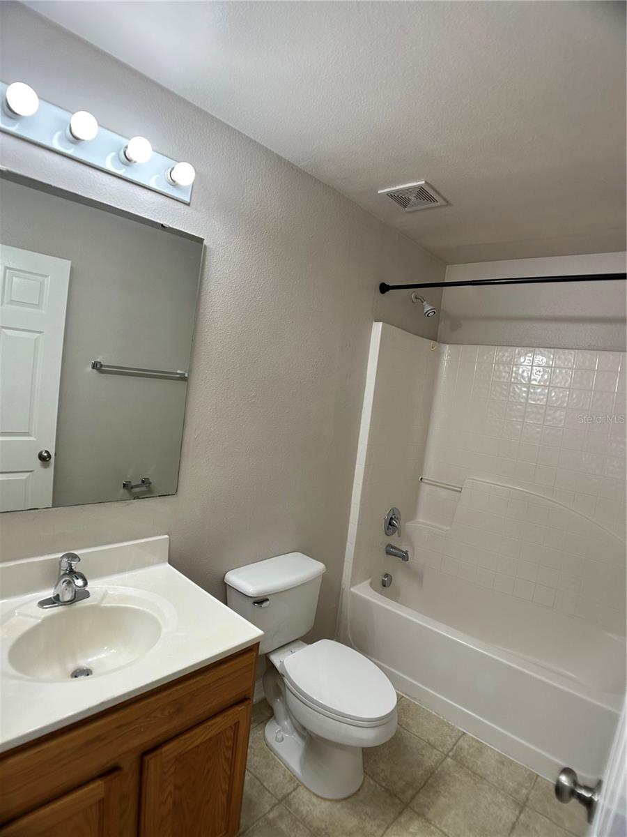 Image 16 of 21 For 3923 Warbler Drive