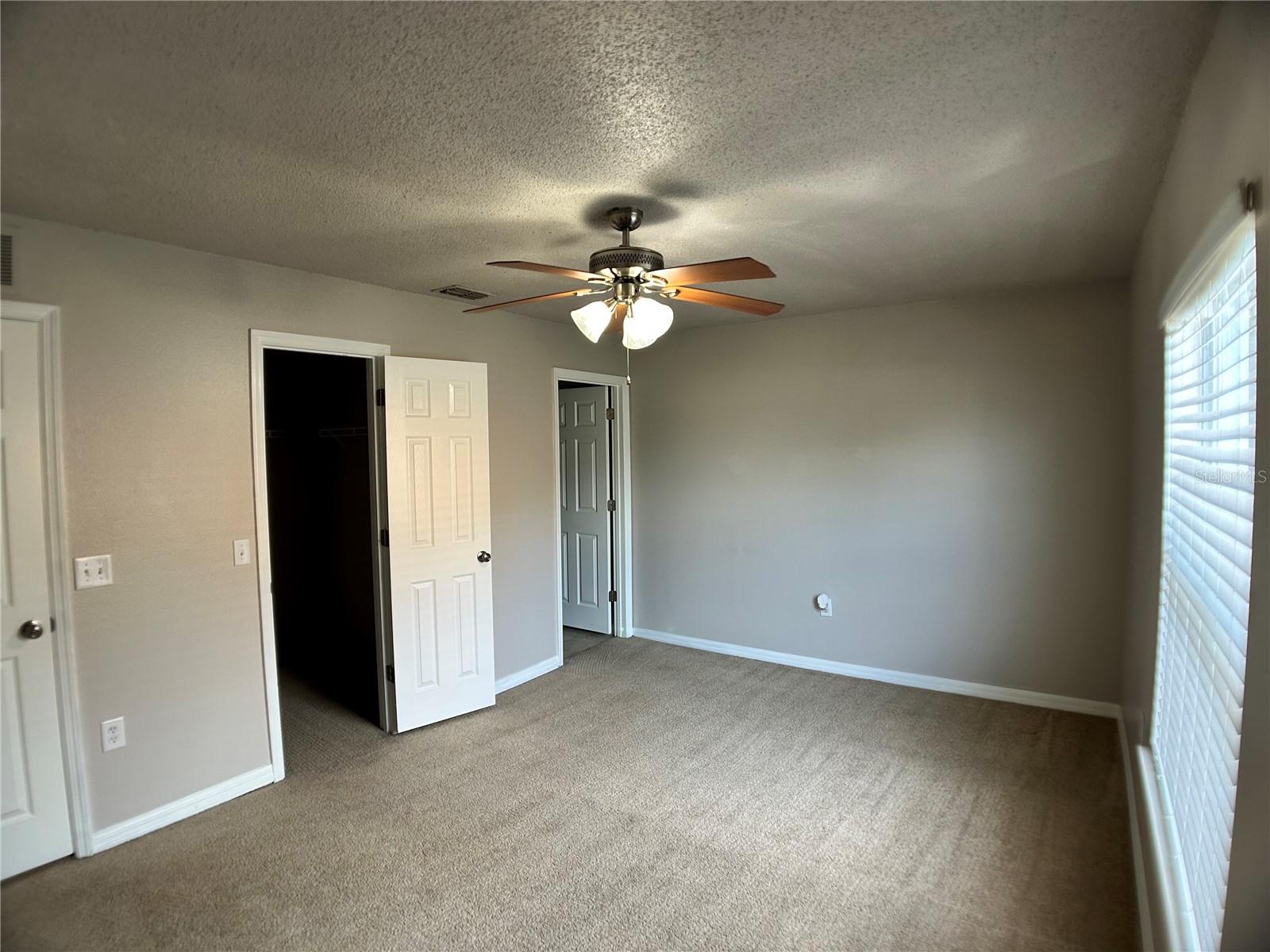 Image 8 of 21 For 3923 Warbler Drive