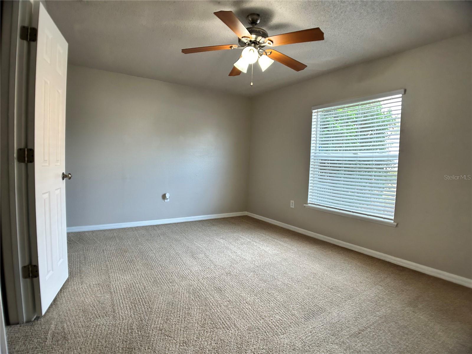 Image 9 of 21 For 3923 Warbler Drive