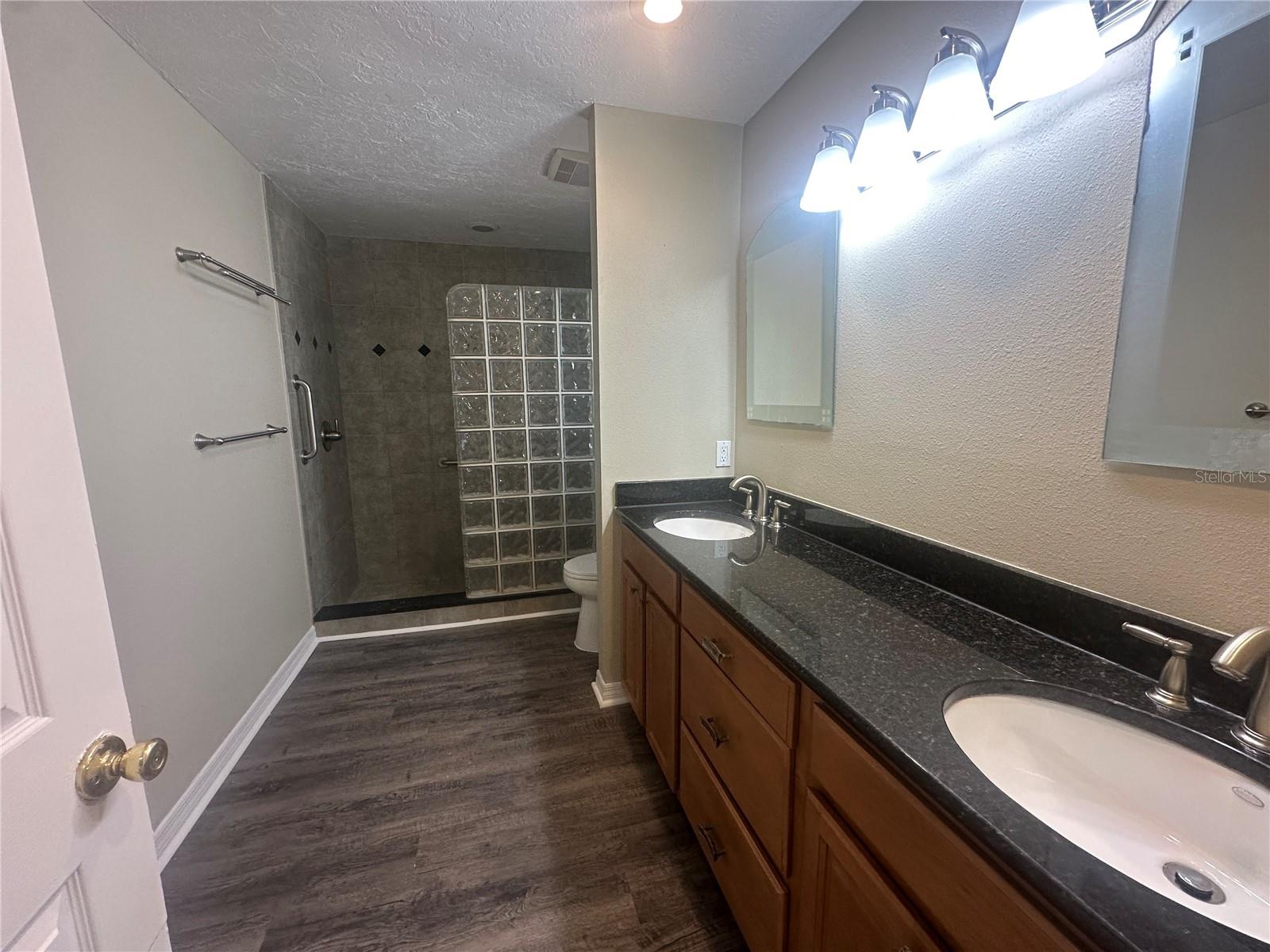 Image 15 of 21 For 4495 Diamond Circle