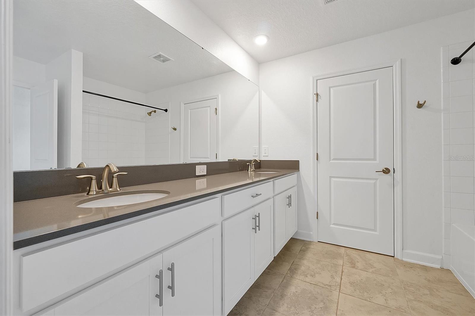 Image 27 of 41 For 11288 Listening Drive