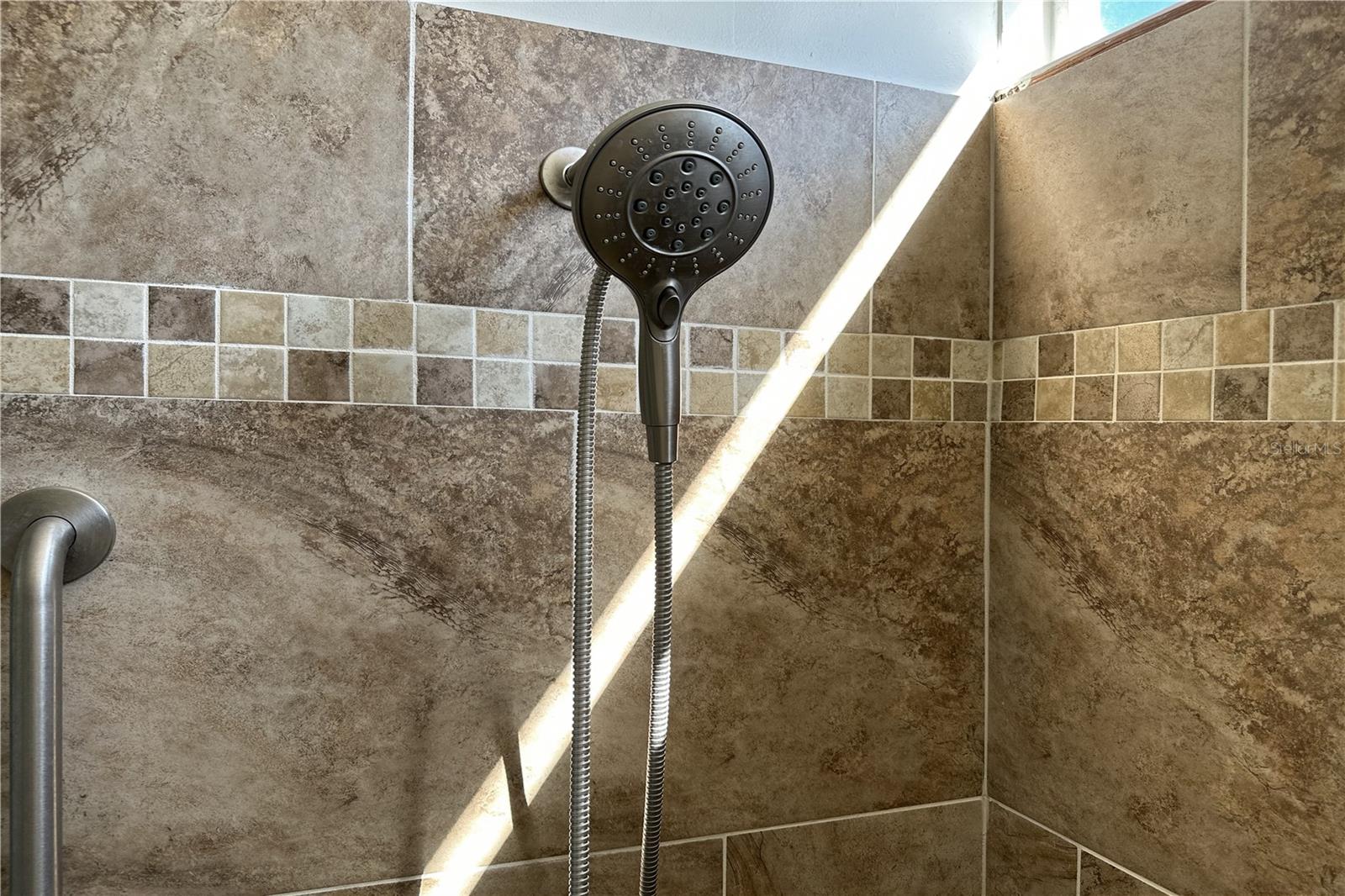 Image 16 of 37 For 358 Monika Place