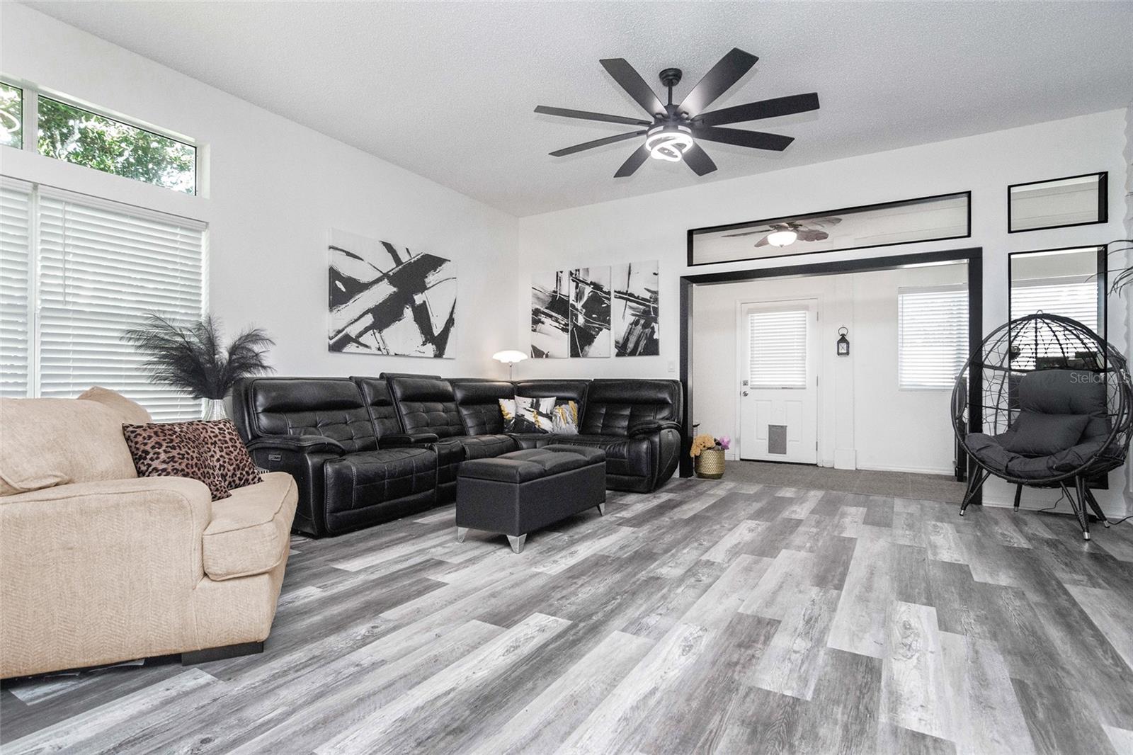 Image 6 of 37 For 358 Monika Place