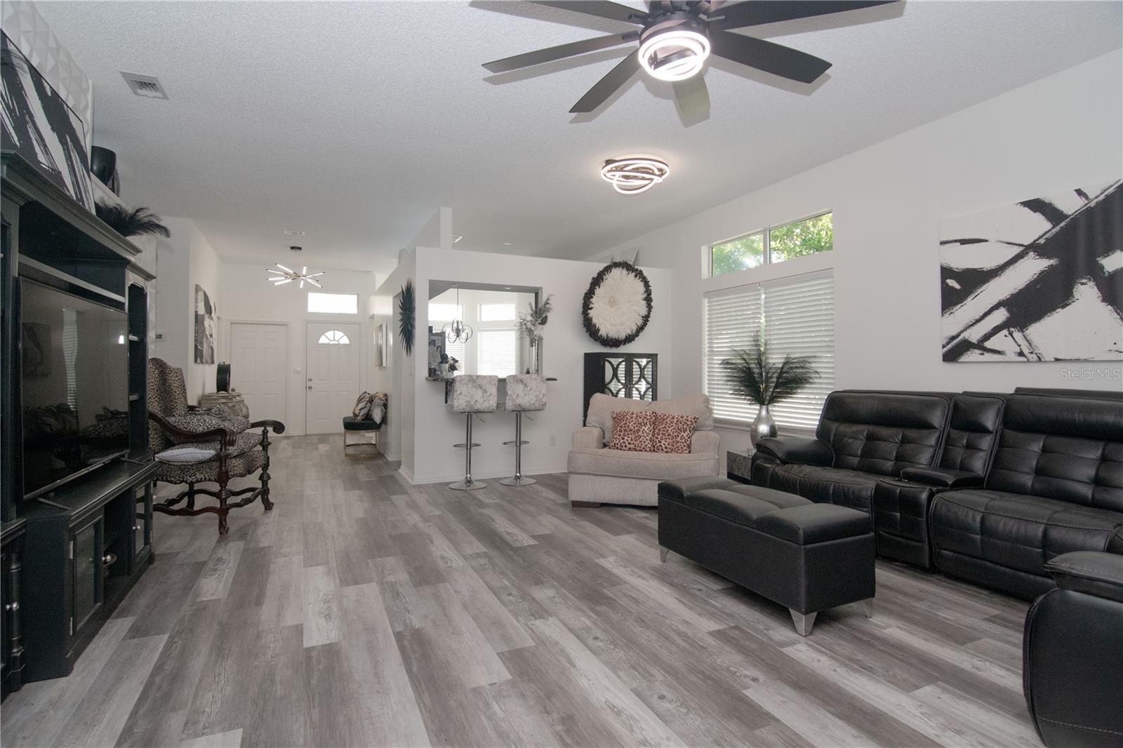 Image 8 of 37 For 358 Monika Place