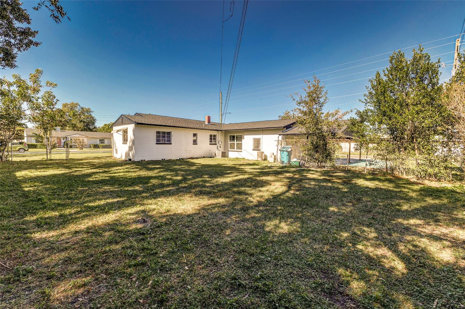 Image 25 of 27 For 561 Dollins Avenue