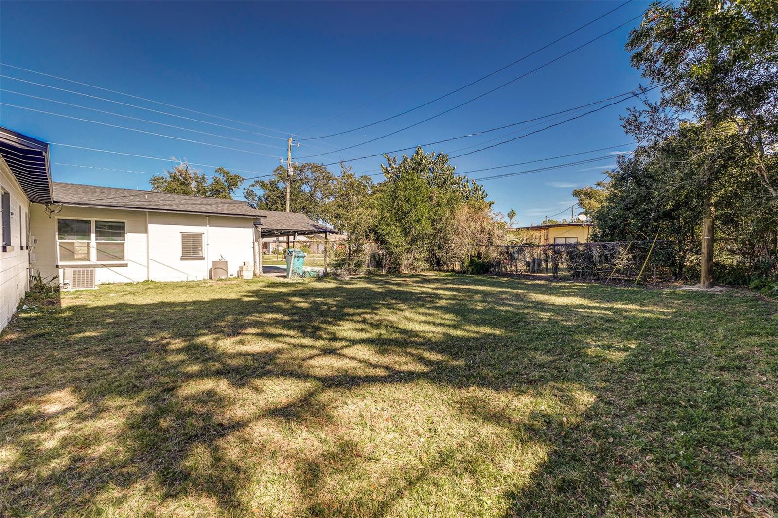 Image 26 of 27 For 561 Dollins Avenue