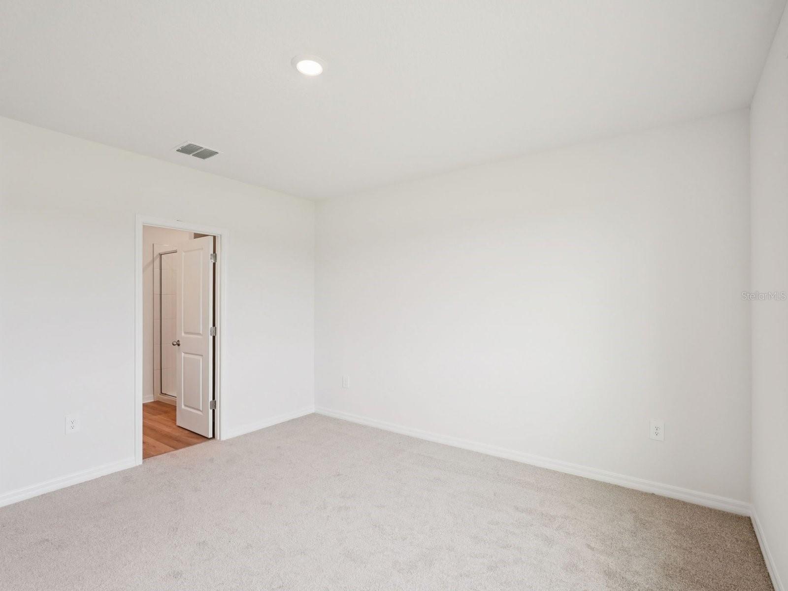 Image 27 of 31 For 236 Lazy Shore Drive