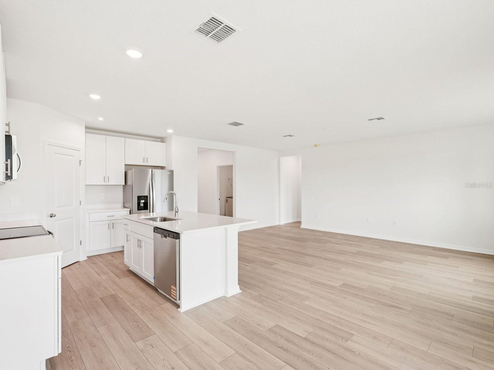 Image 7 of 31 For 236 Lazy Shore Drive