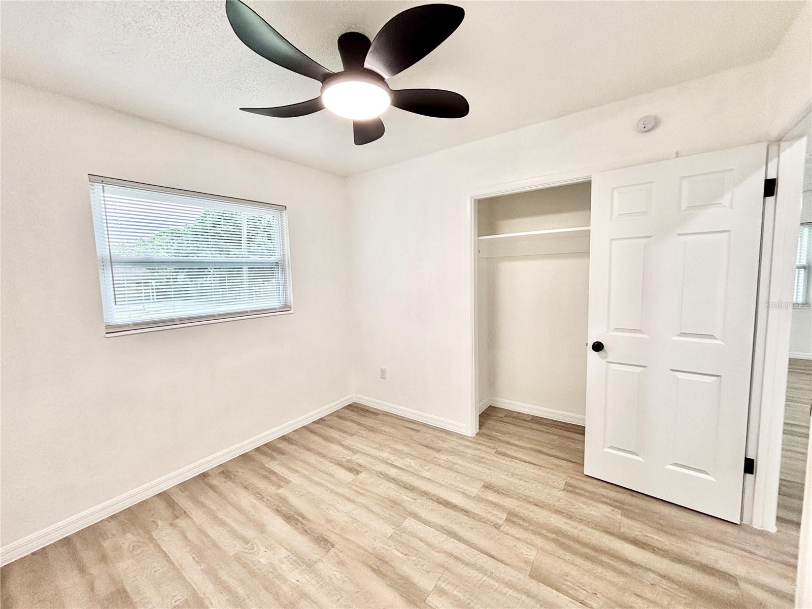 Image 11 of 17 For 1516 Avenue D Ne