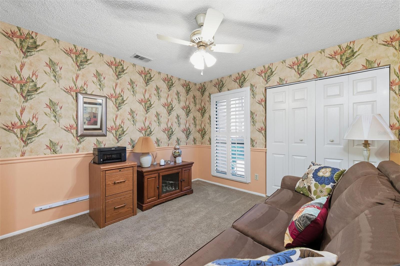 Image 17 of 56 For 2921 Clubview Drive 5l6