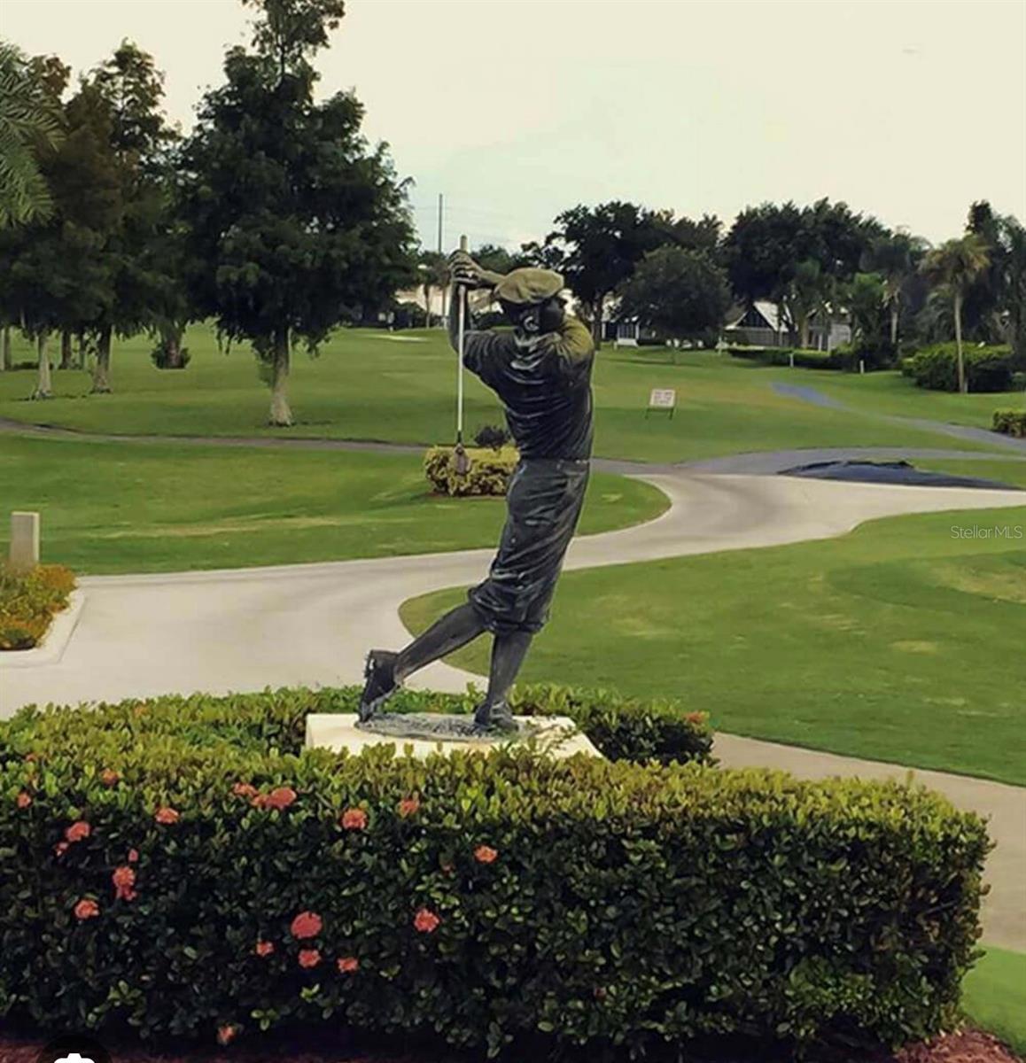 Image 47 of 56 For 2921 Clubview Drive 5l6