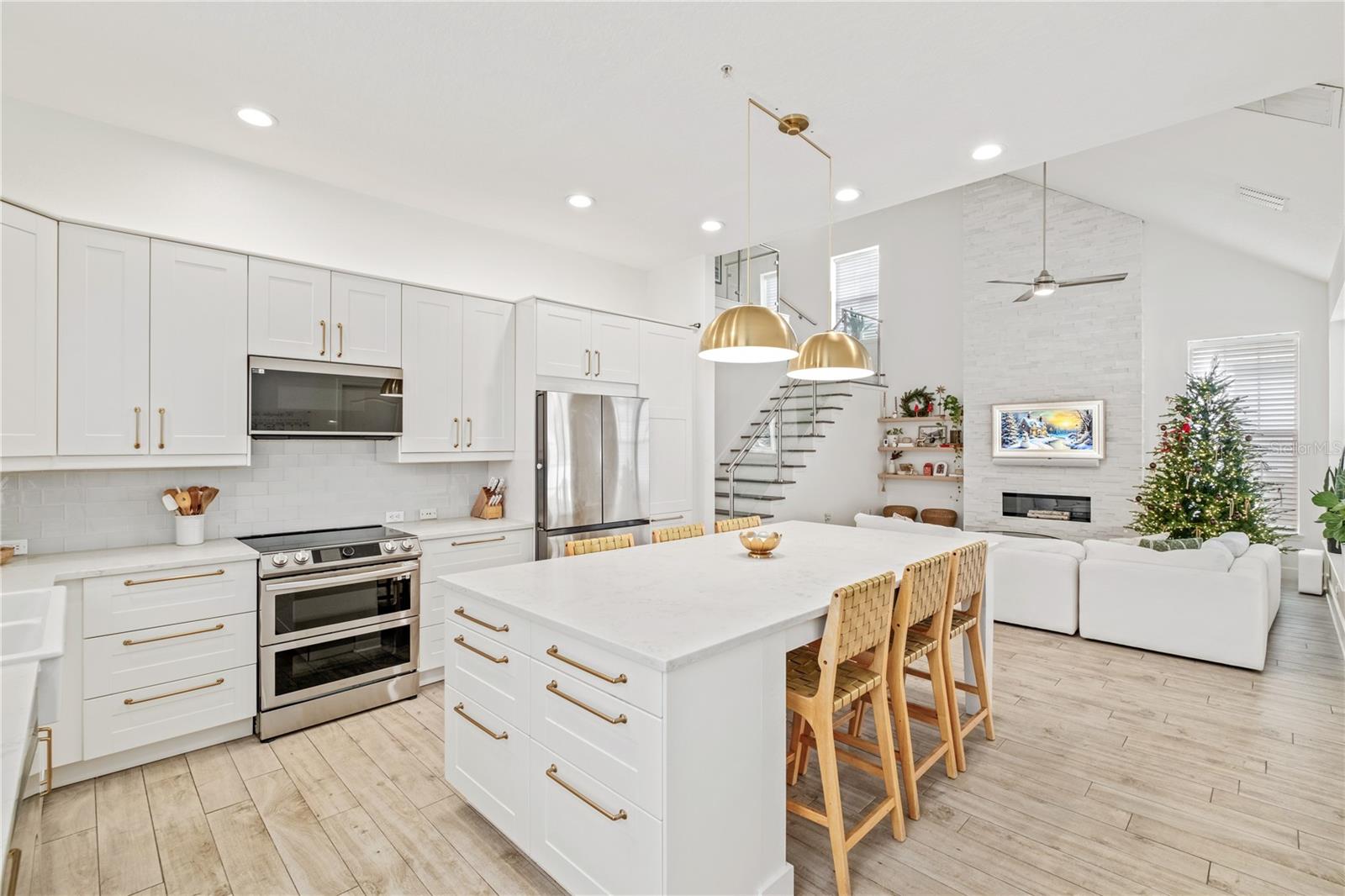 Image 9 of 34 For 2048 Hartz Alley