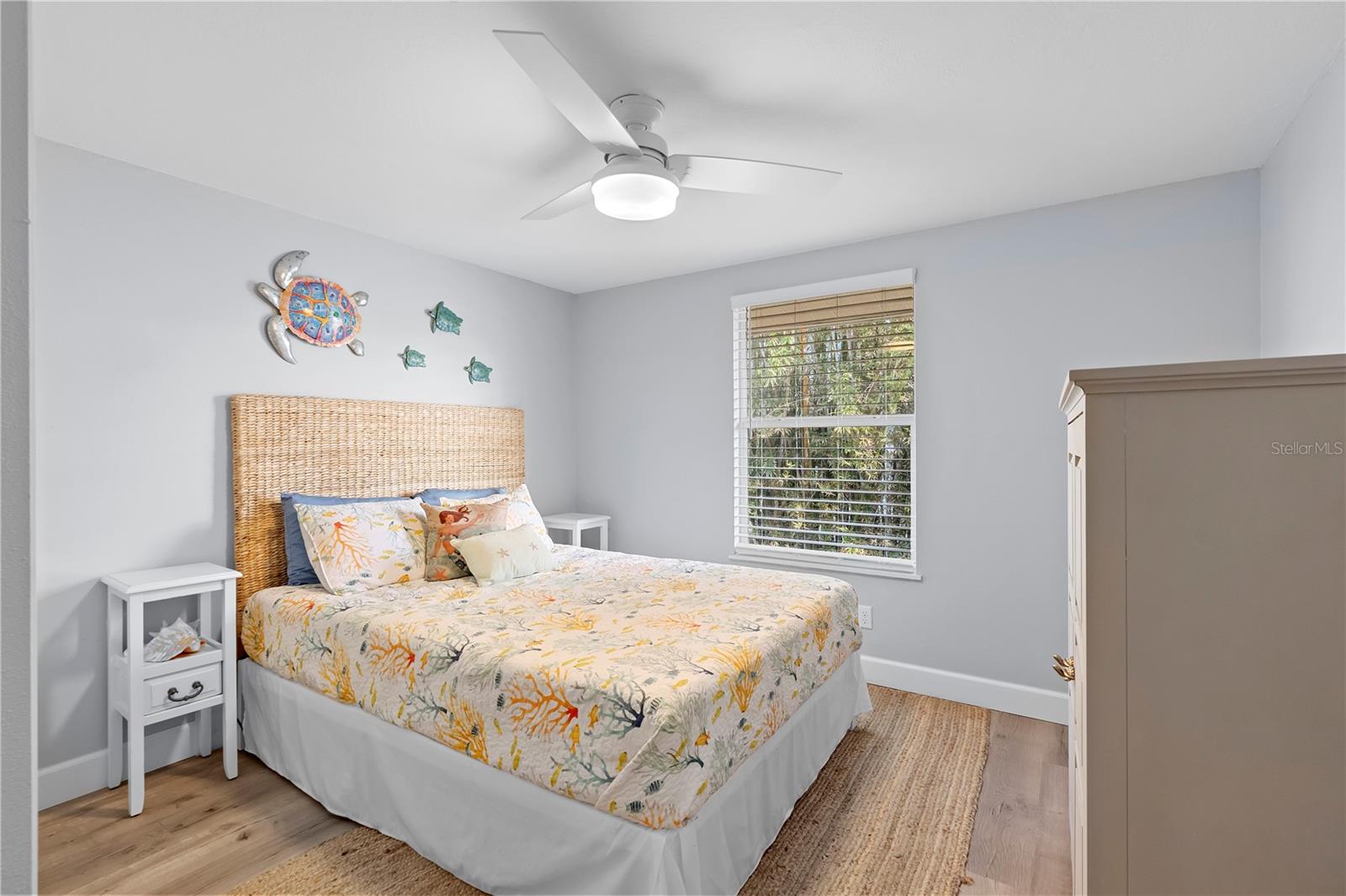 Image 26 of 40 For 830 Garfish Avenue