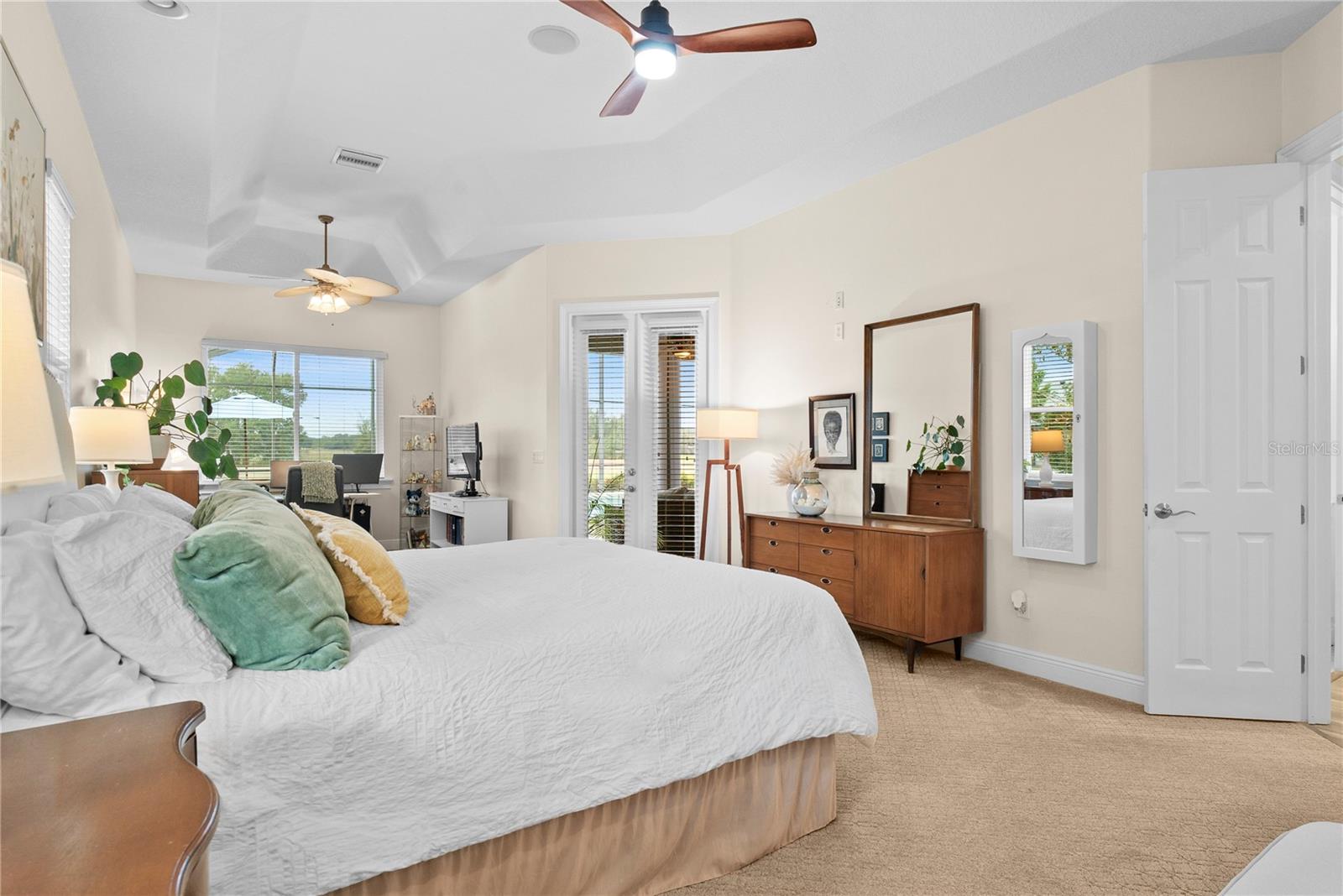 Image 13 of 56 For 19807 Eagle Run