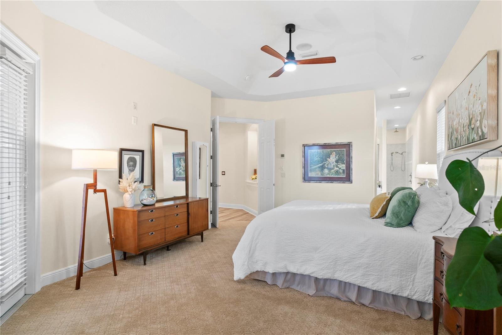 Image 14 of 56 For 19807 Eagle Run