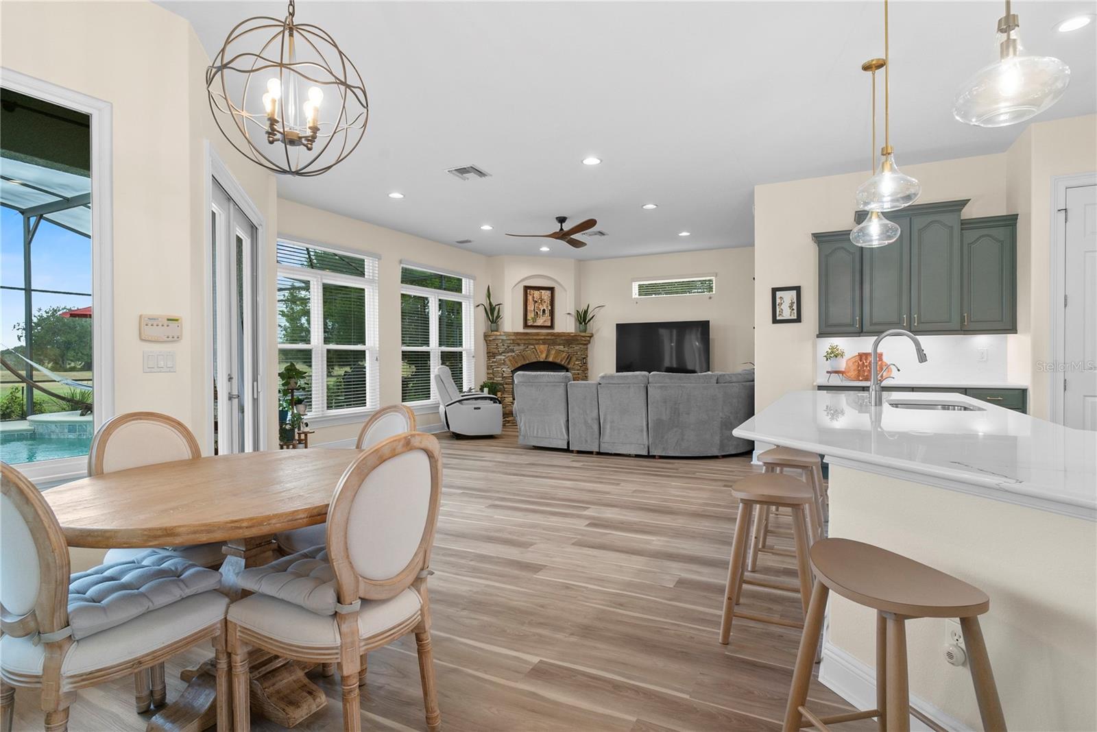 Image 21 of 56 For 19807 Eagle Run