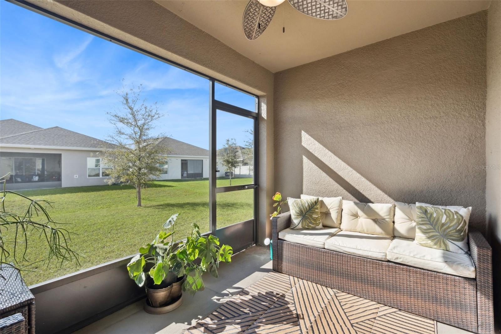 Image 22 of 52 For 325 Guadlupe Street