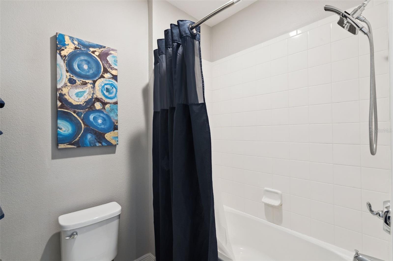 Image 34 of 52 For 325 Guadlupe Street