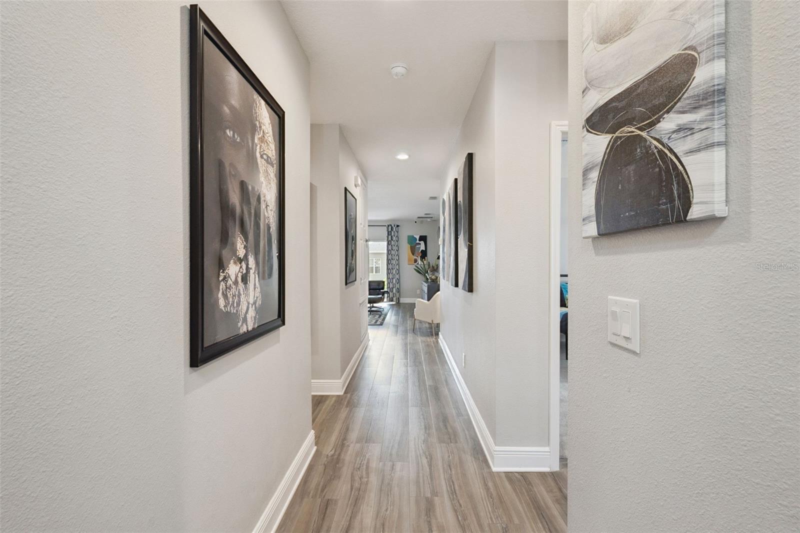 Image 8 of 52 For 325 Guadlupe Street