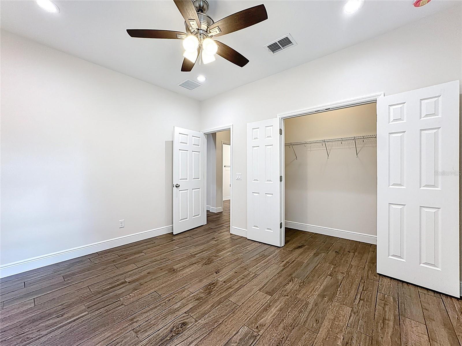 Image 37 of 55 For 18708 Reynolds Parkway