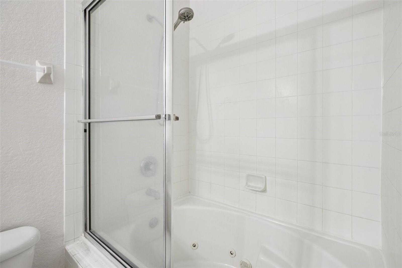 Image 10 of 39 For 13722 Beauregard Place