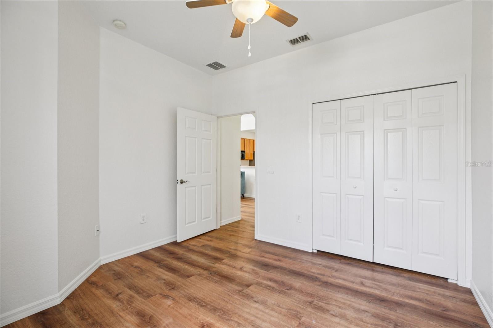 Image 13 of 39 For 13722 Beauregard Place