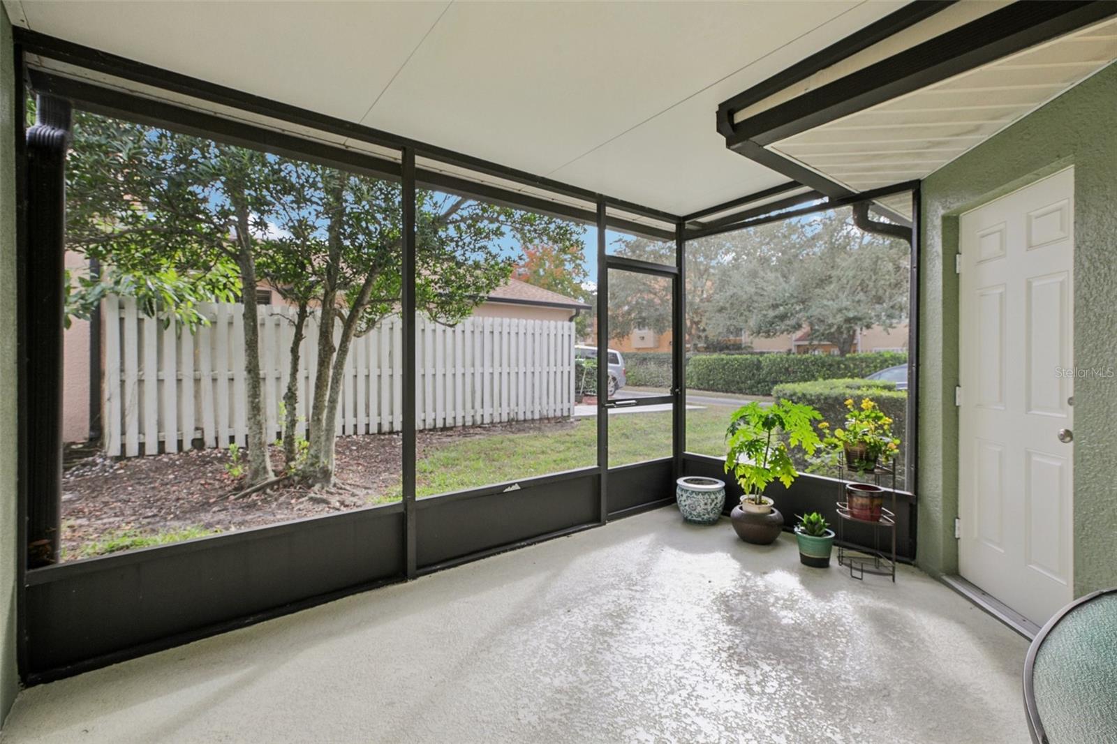 Image 18 of 39 For 13722 Beauregard Place