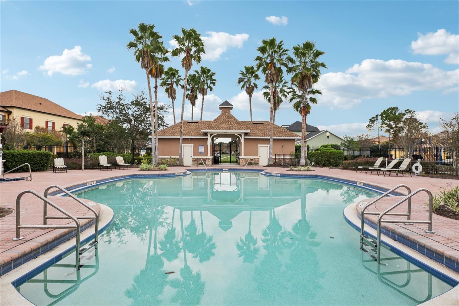 Image 25 of 39 For 13722 Beauregard Place