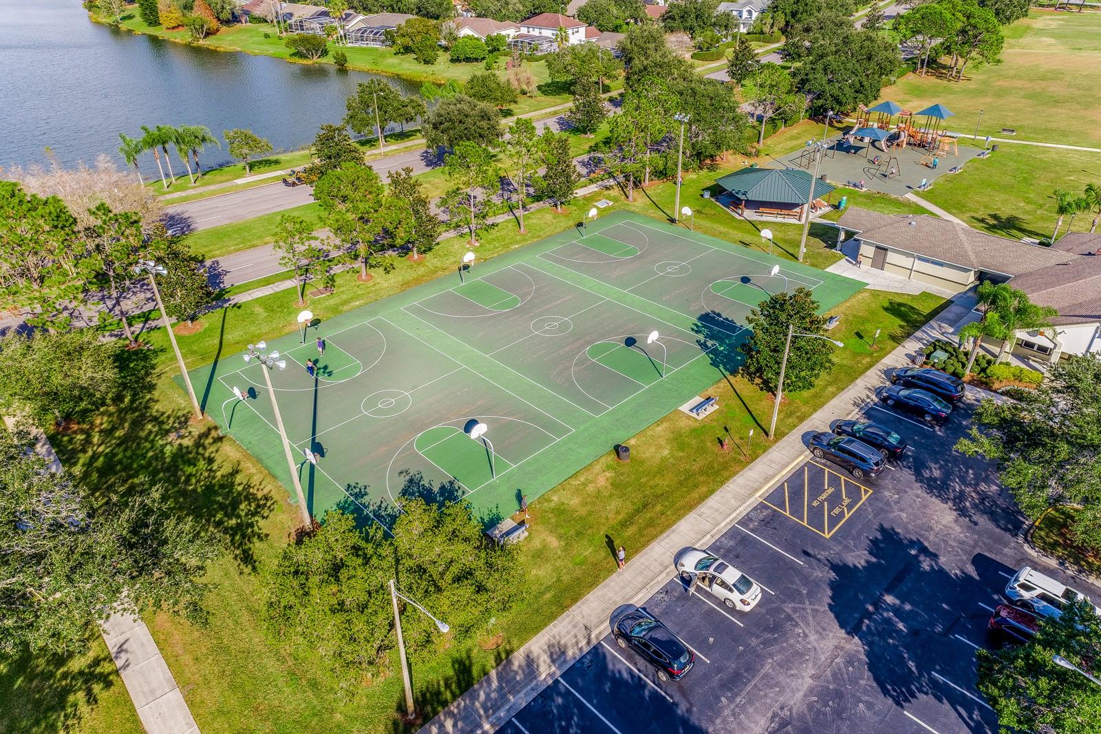 Image 33 of 39 For 13722 Beauregard Place