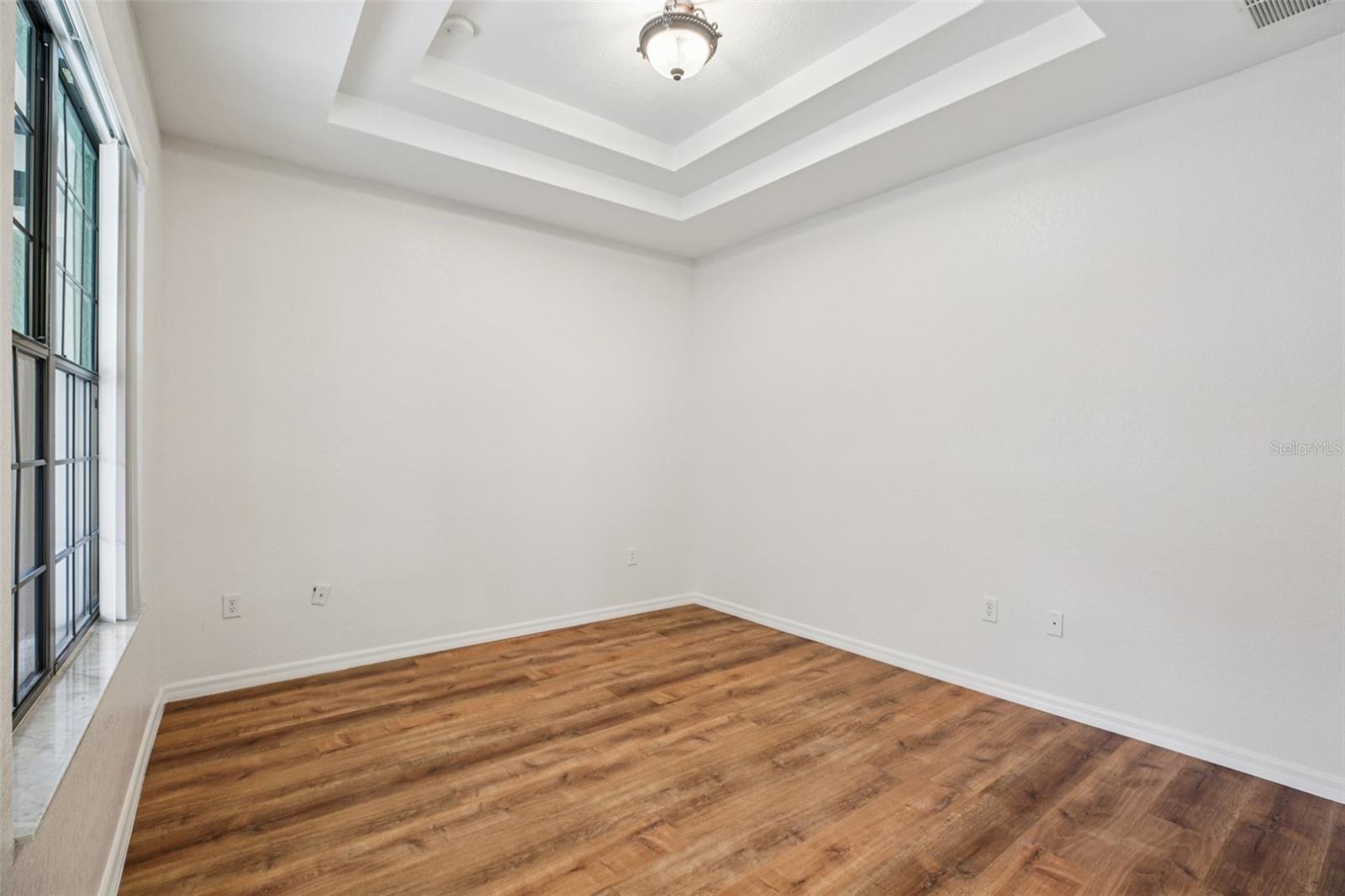 Image 36 of 39 For 13722 Beauregard Place