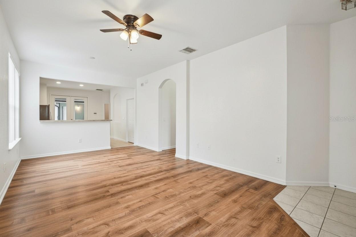 Image 37 of 39 For 13722 Beauregard Place