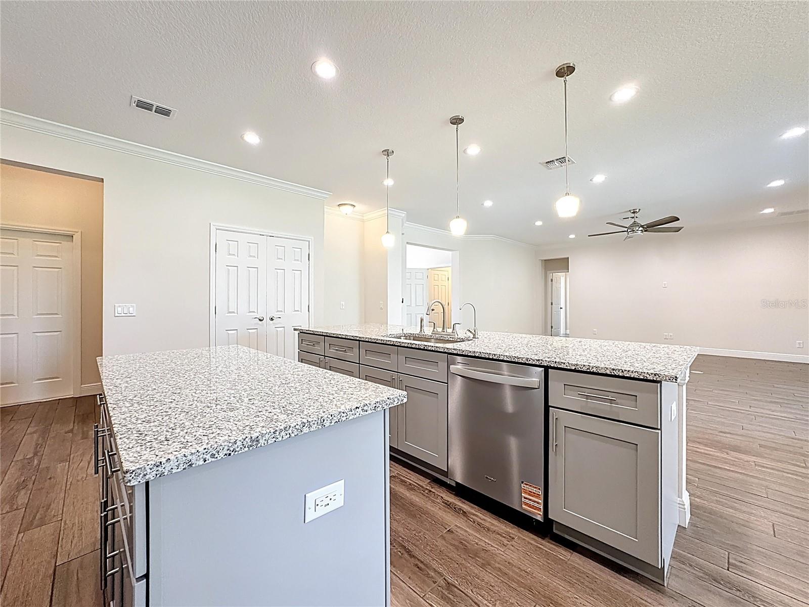 Image 15 of 71 For 3110 Carnegie Avenue