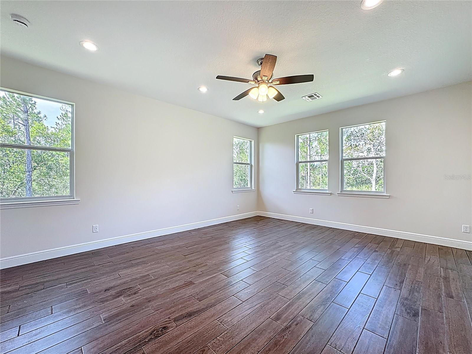 Image 48 of 71 For 3110 Carnegie Avenue