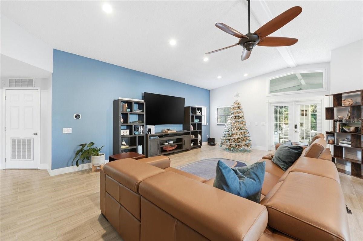 Image 17 of 79 For 4310 Shadow Wood Trail