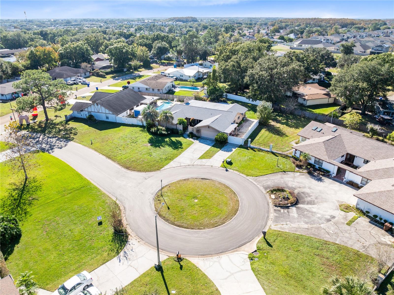 Image 30 of 32 For 2324 Robert Court