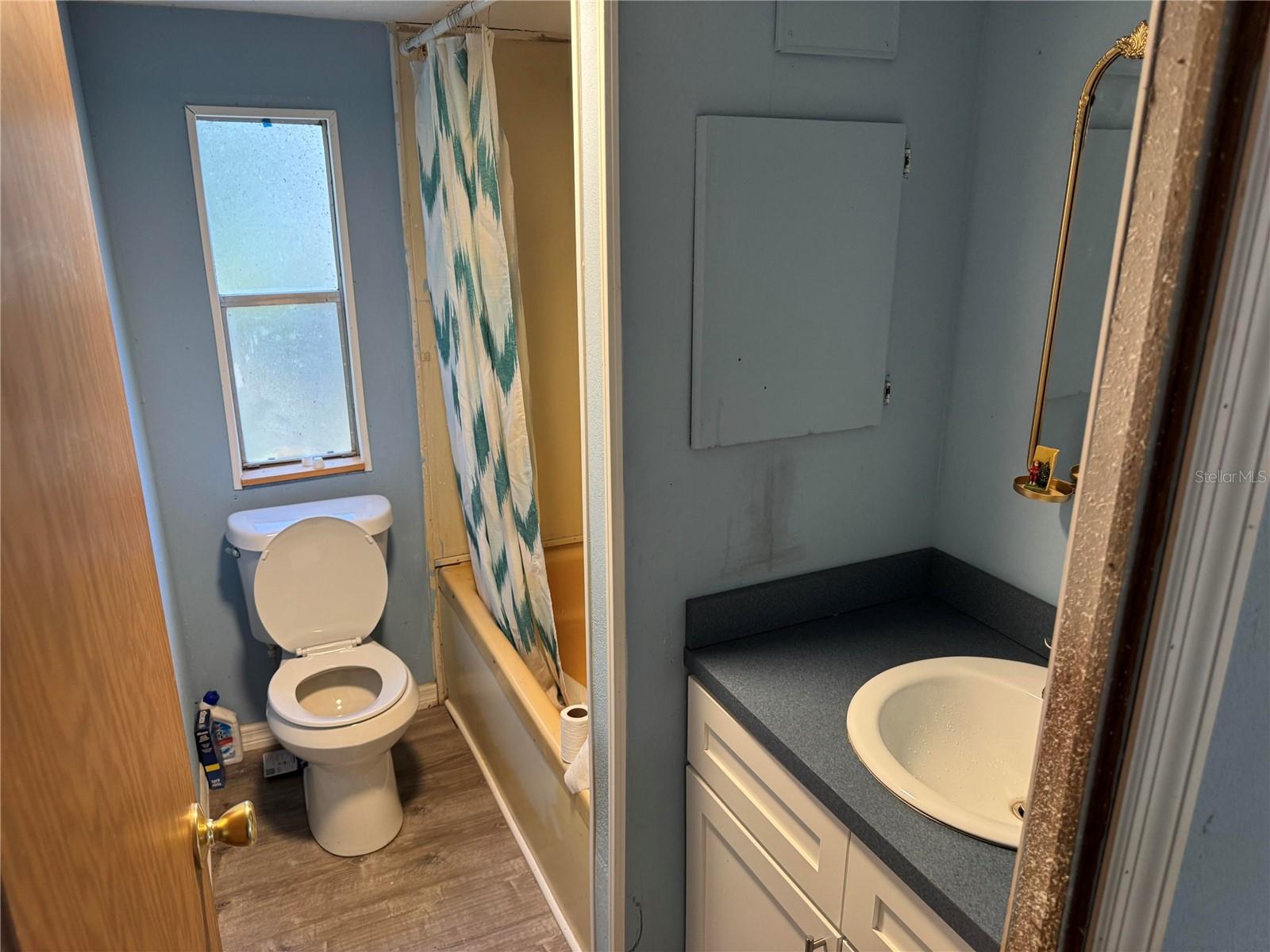 Image 15 of 21 For 13218 Vivian Lane