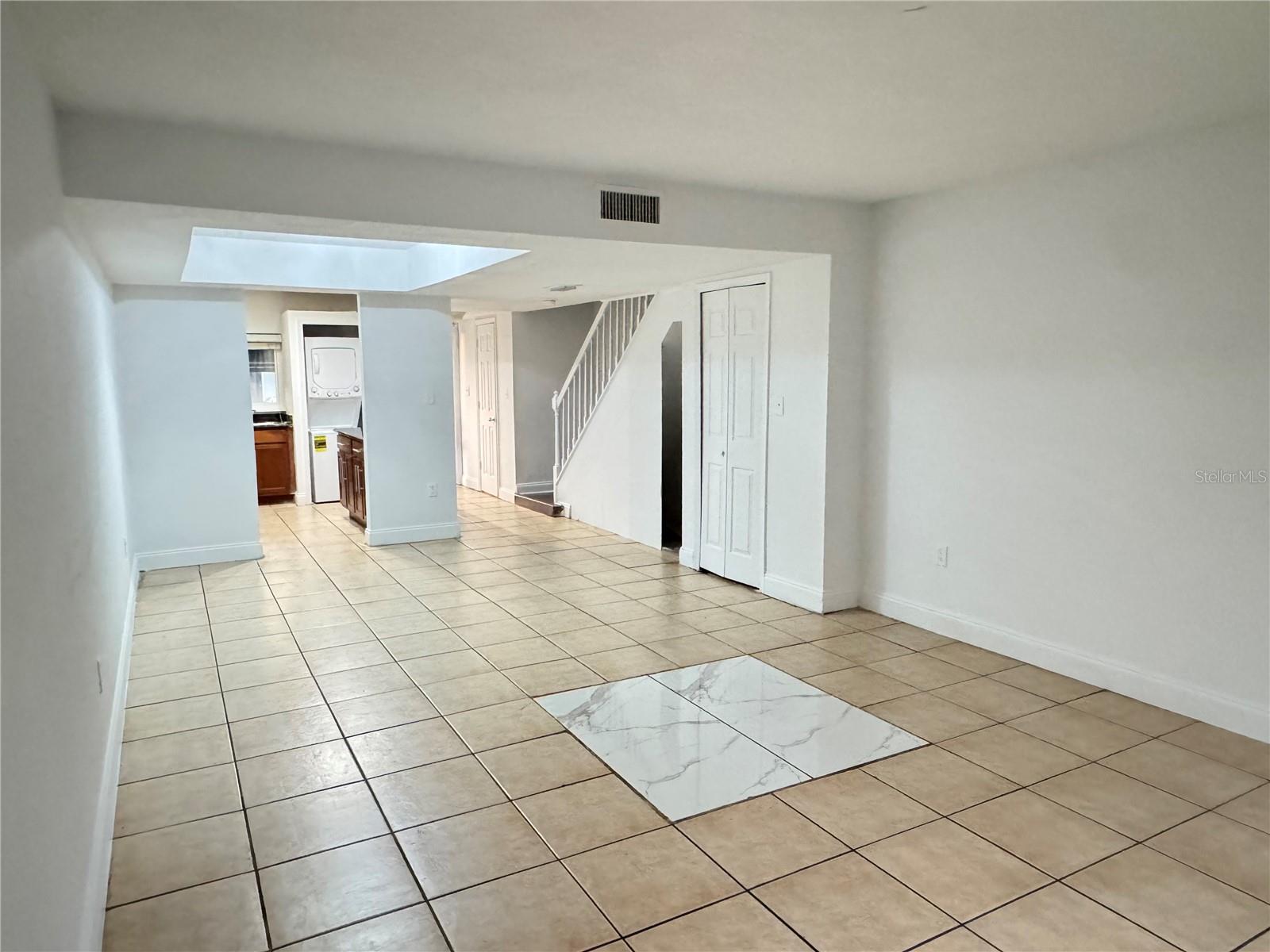 Image 8 of 19 For 1930 Conway Road 2