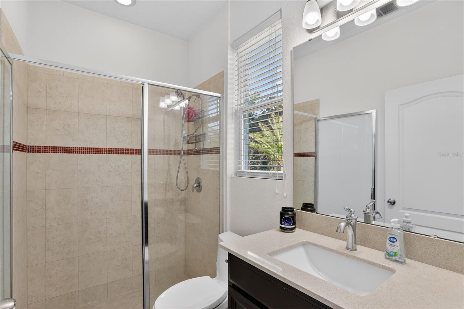 Image 21 of 26 For 4473 Berry Oak Drive