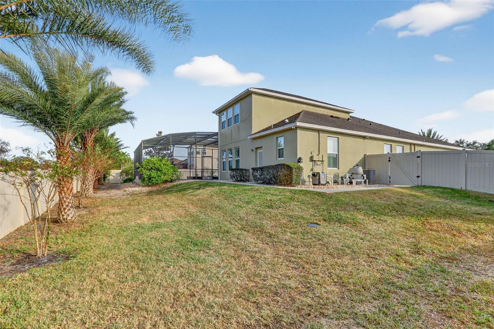 Image 25 of 26 For 4473 Berry Oak Drive