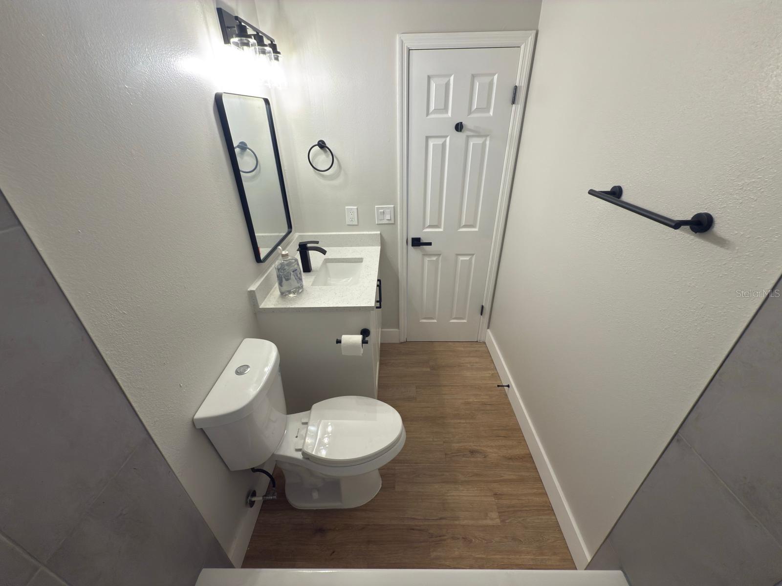 Image 13 of 28 For 3750 Roseboro Street