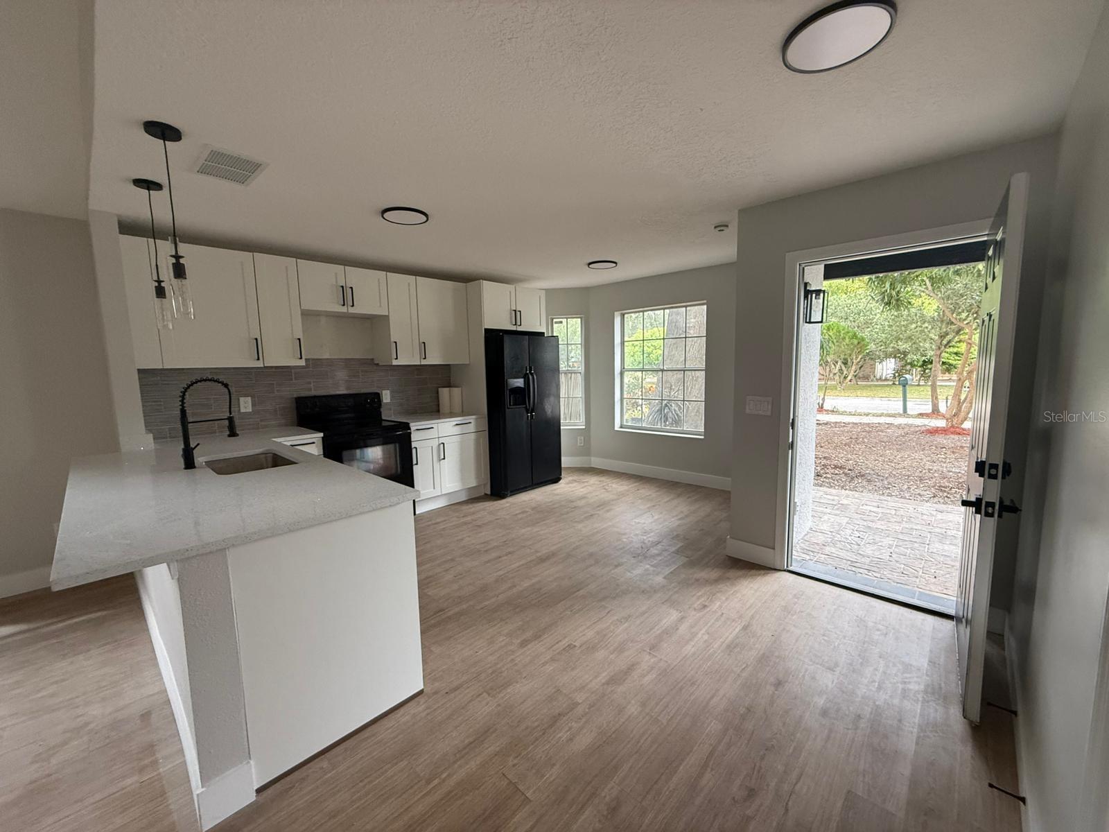 Image 3 of 28 For 3750 Roseboro Street