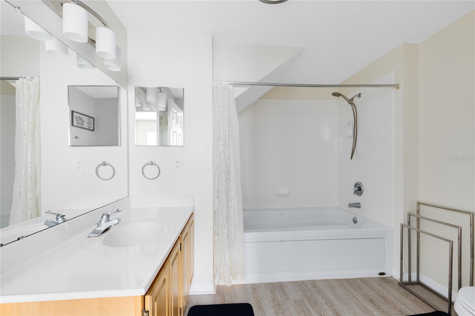 Image 11 of 25 For 4004 San Gallo Drive 106