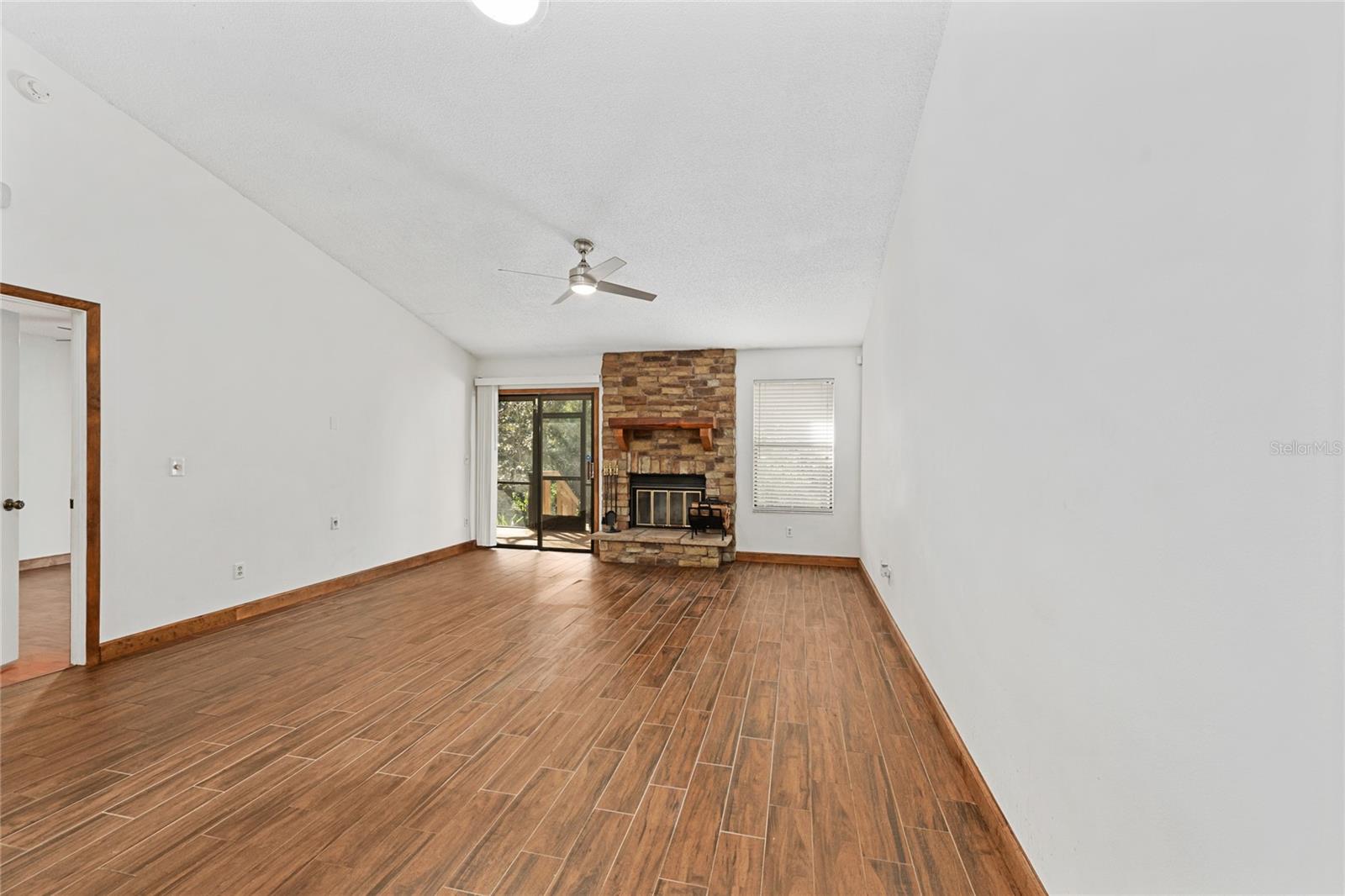 Image 15 of 35 For 388 Newton Place