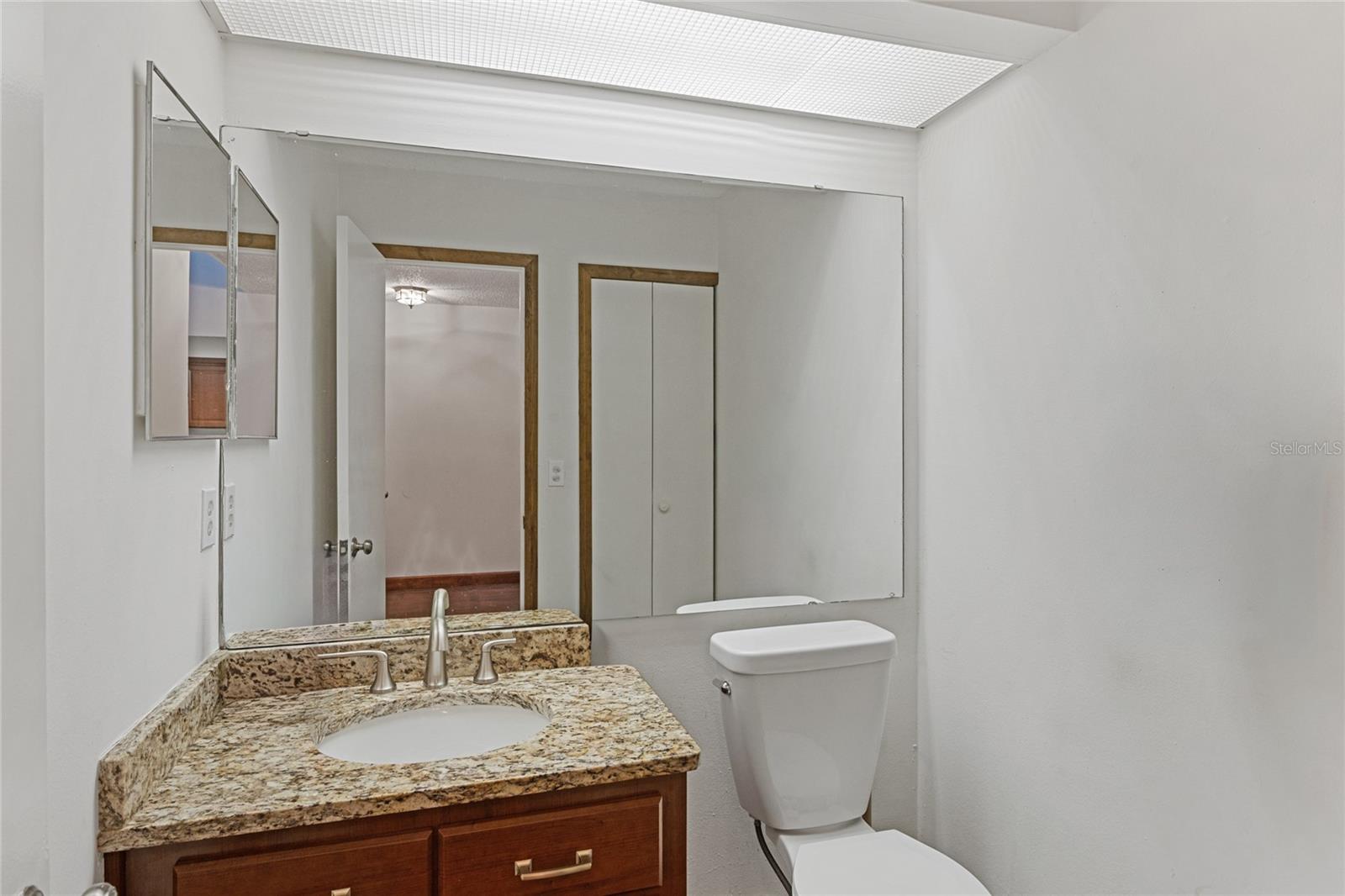 Image 23 of 35 For 388 Newton Place