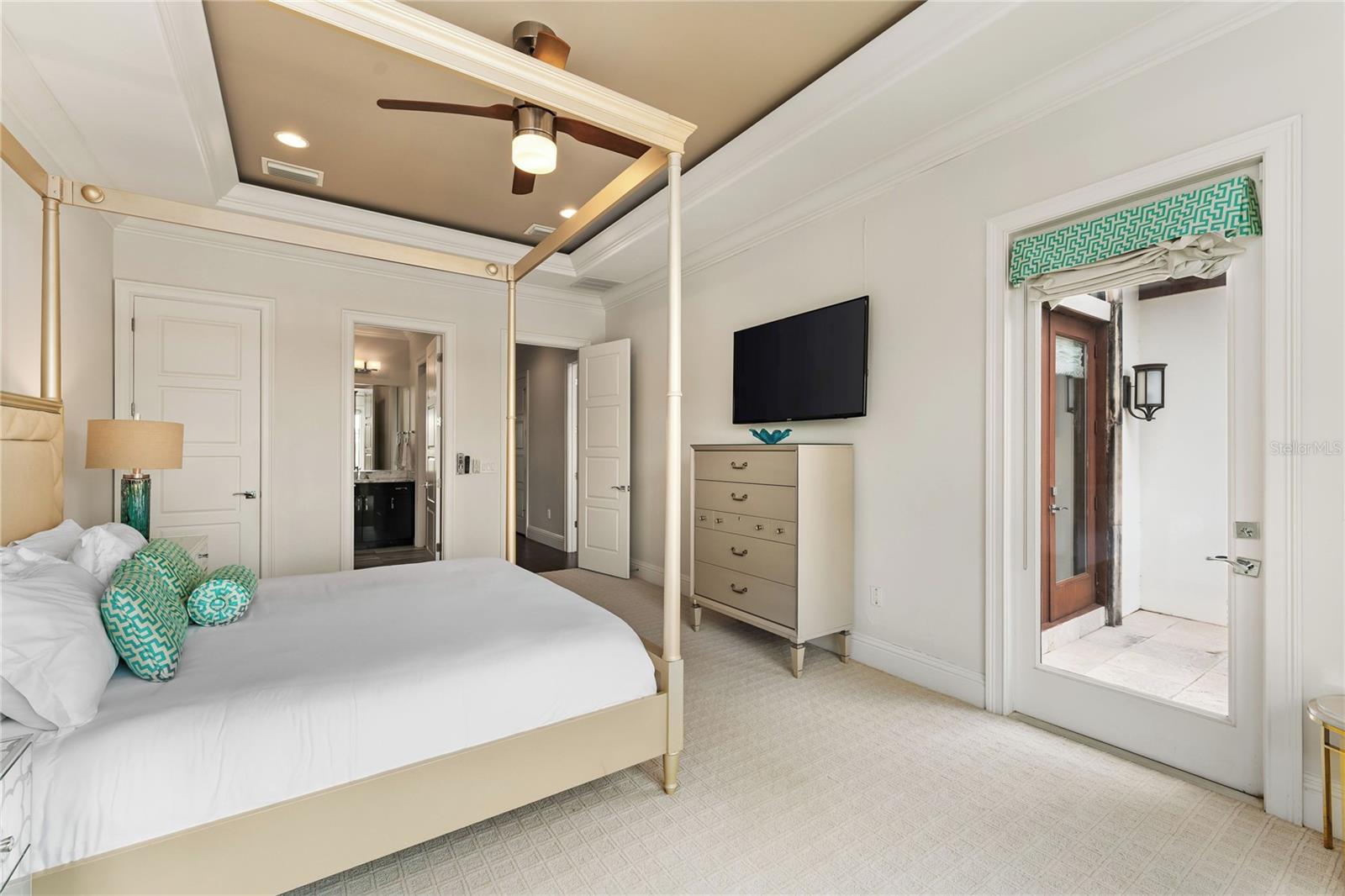 Image 34 of 60 For 460 Muirfield Loop