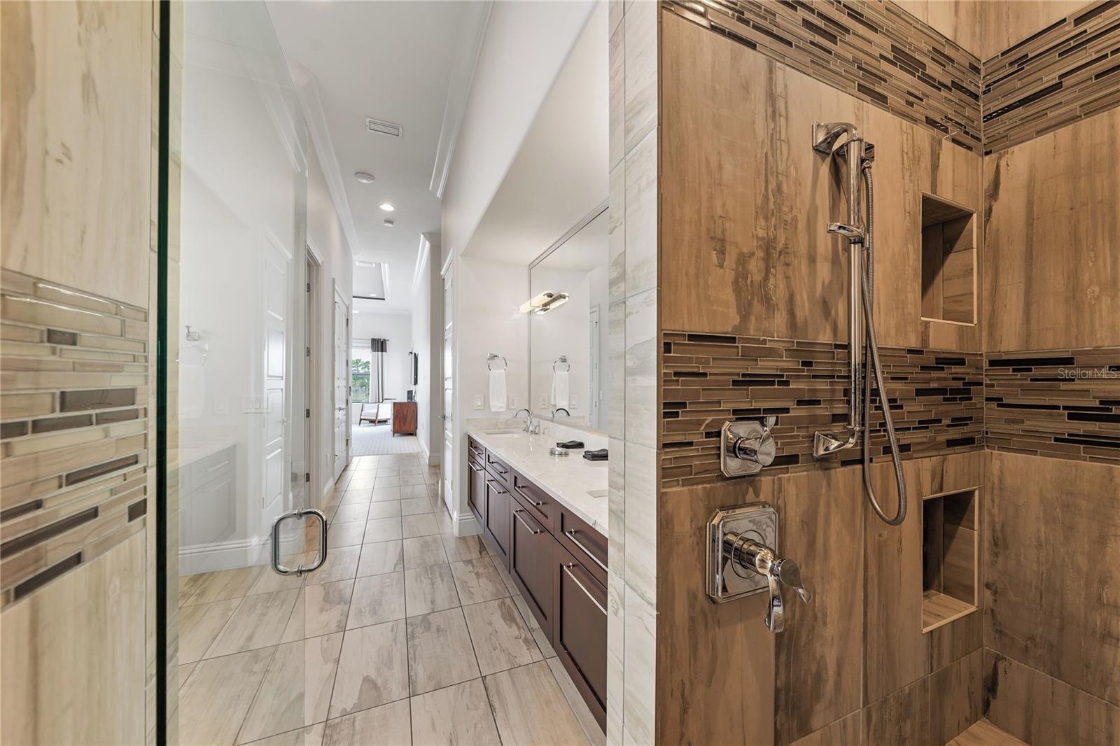 Image 38 of 60 For 460 Muirfield Loop