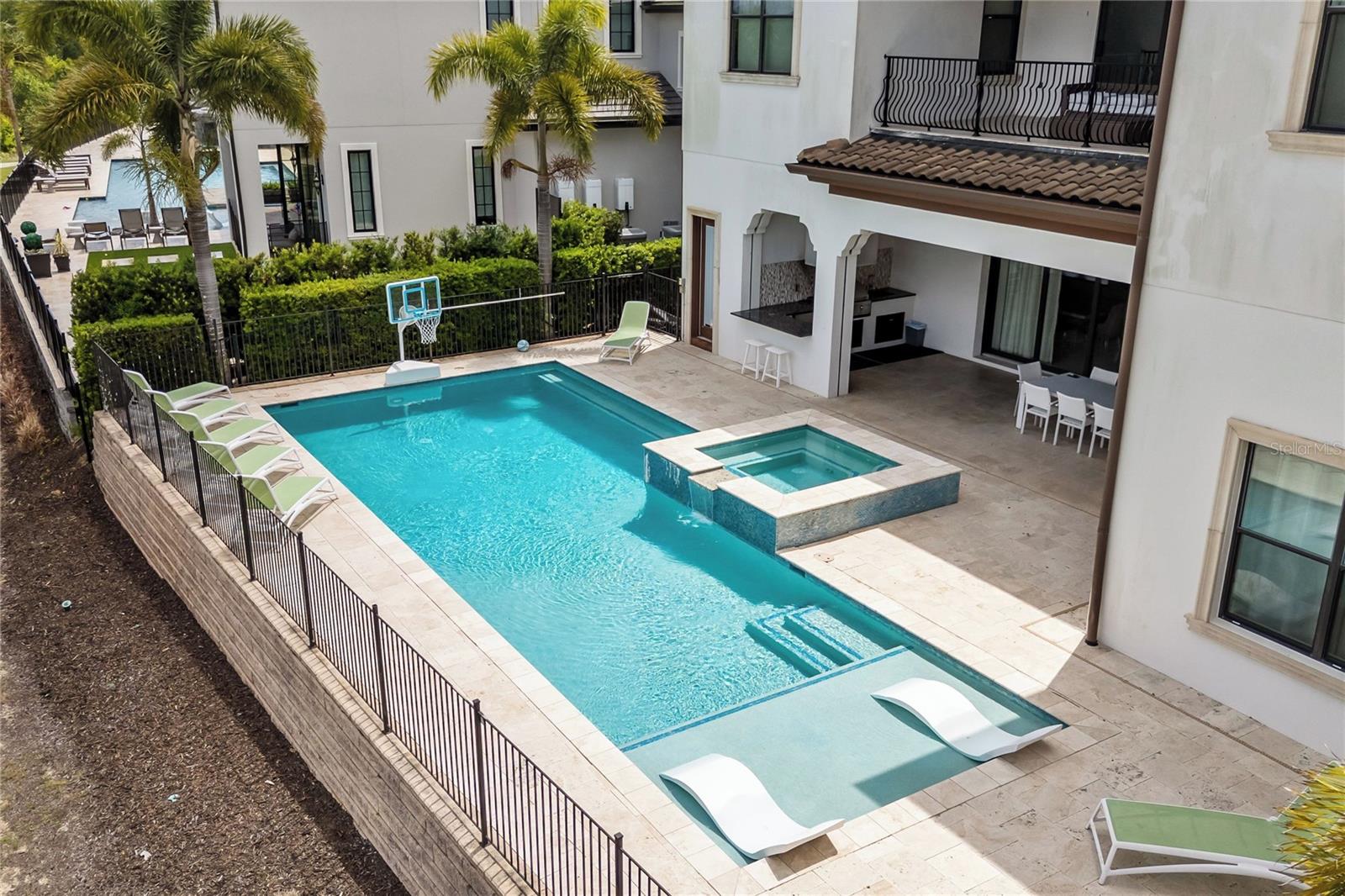 Image 49 of 60 For 460 Muirfield Loop