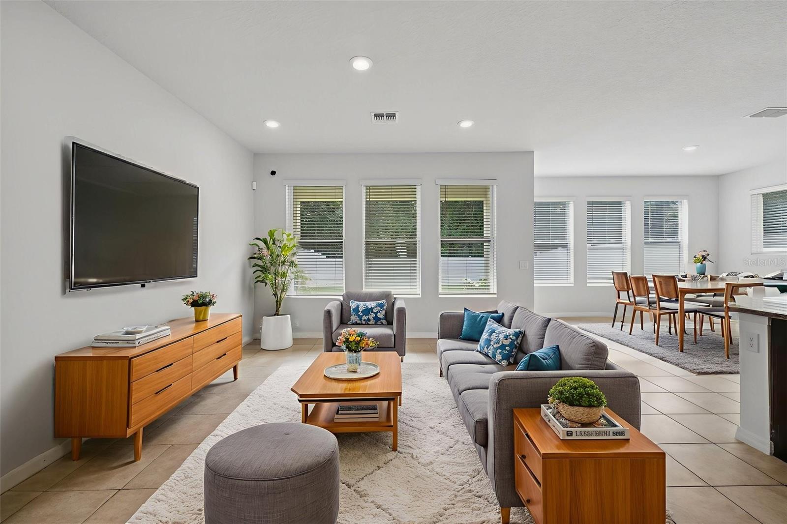 Image 17 of 89 For 4294 Hibiscus Bloom Drive