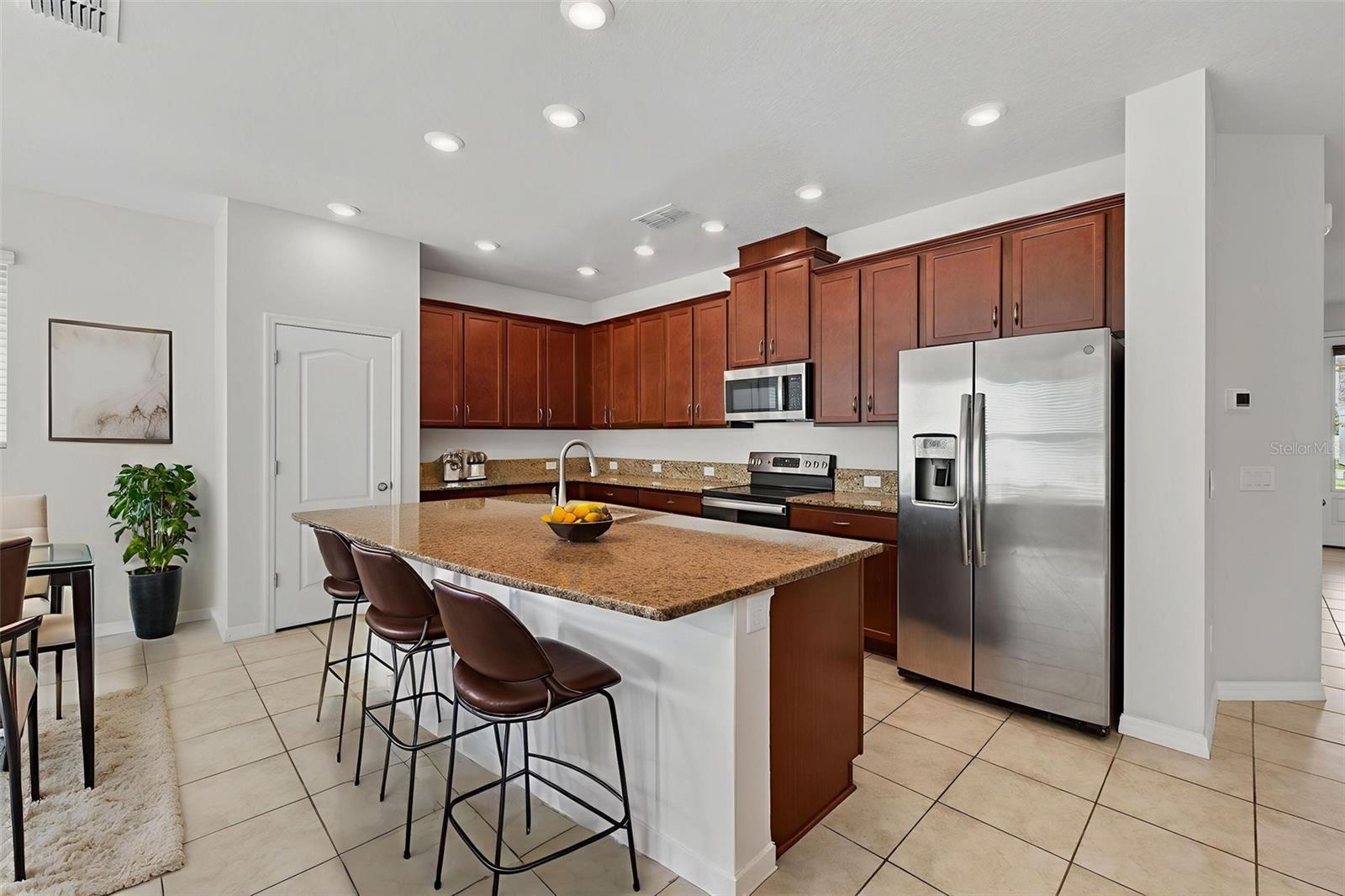 Image 24 of 89 For 4294 Hibiscus Bloom Drive