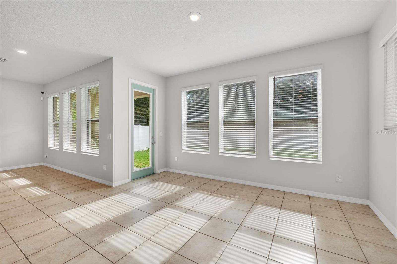 Image 43 of 89 For 4294 Hibiscus Bloom Drive